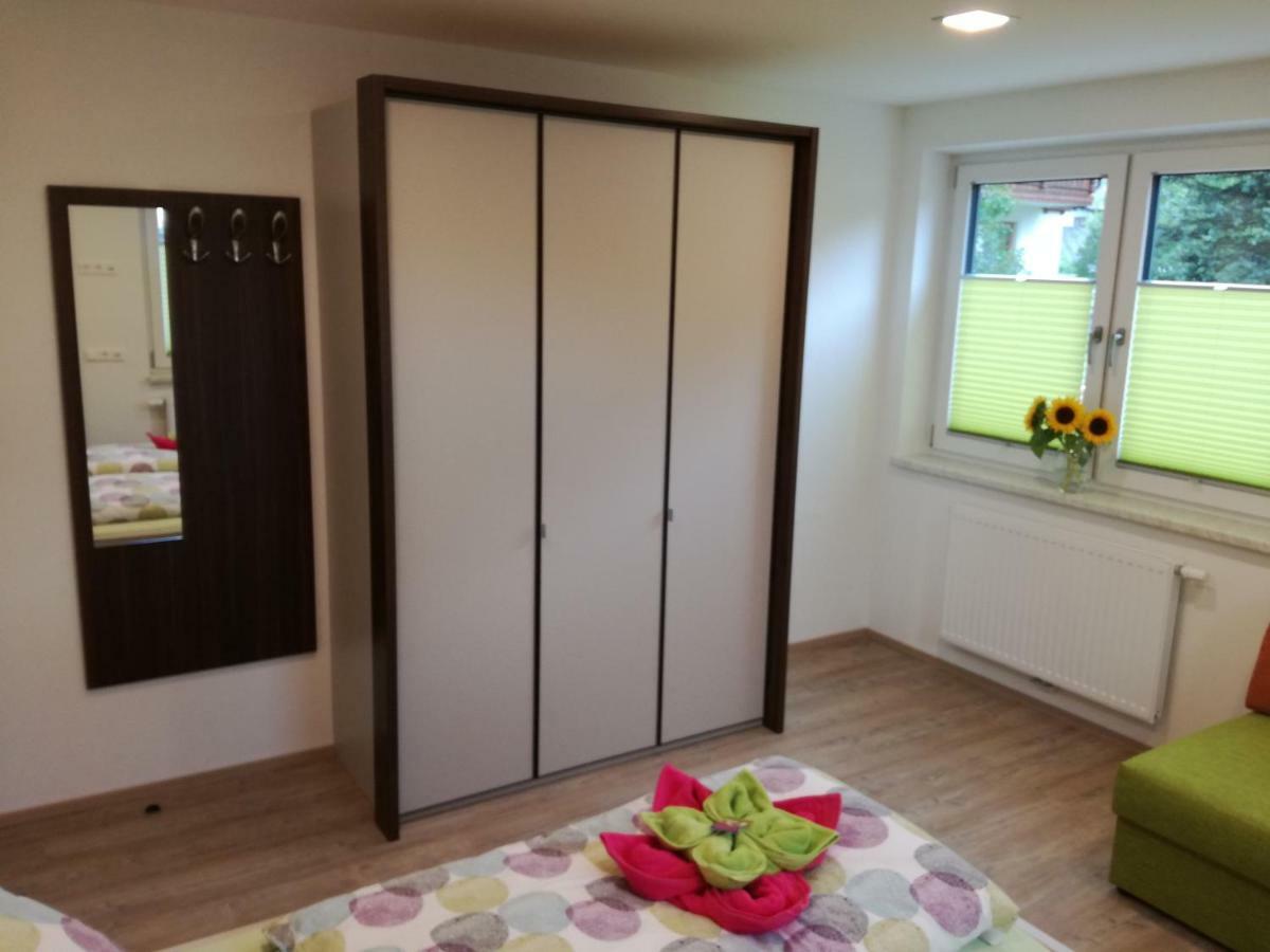 Zur Wagnerei Apartment Aich  Luaran gambar