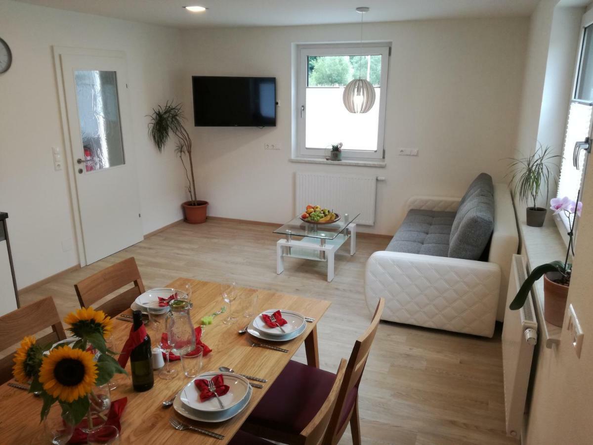 Zur Wagnerei Apartment Aich  Luaran gambar